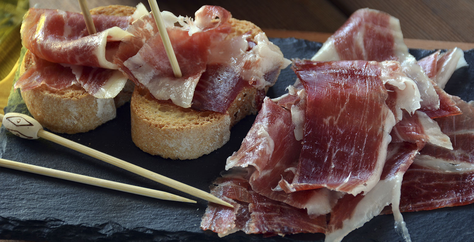 jamon-curado-cocido-portada-blog-mencas